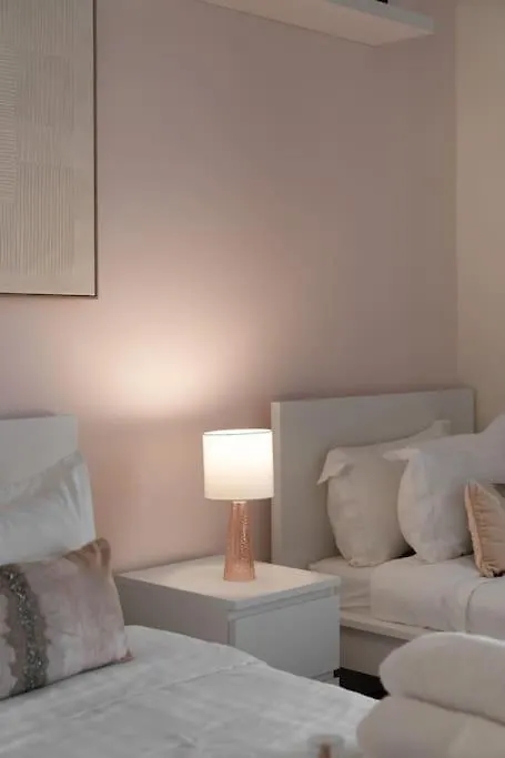 3 - Bedroom Apartment Rijád