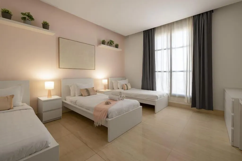 3 - Bedroom Apartment Rijád