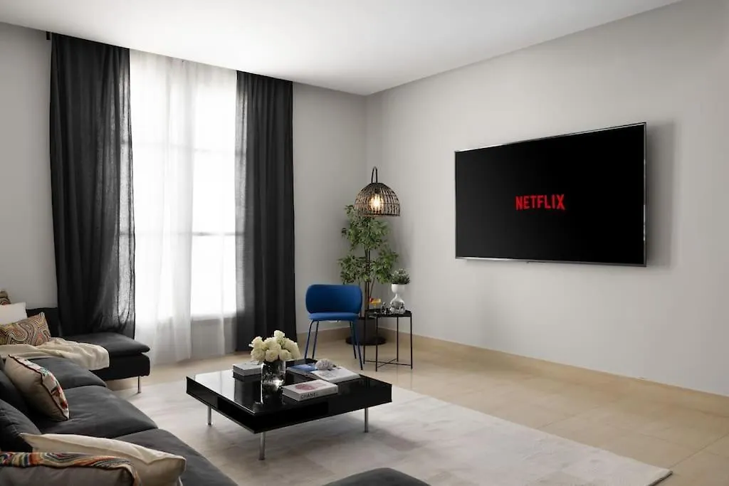 3 - Bedroom Apartment Rijád